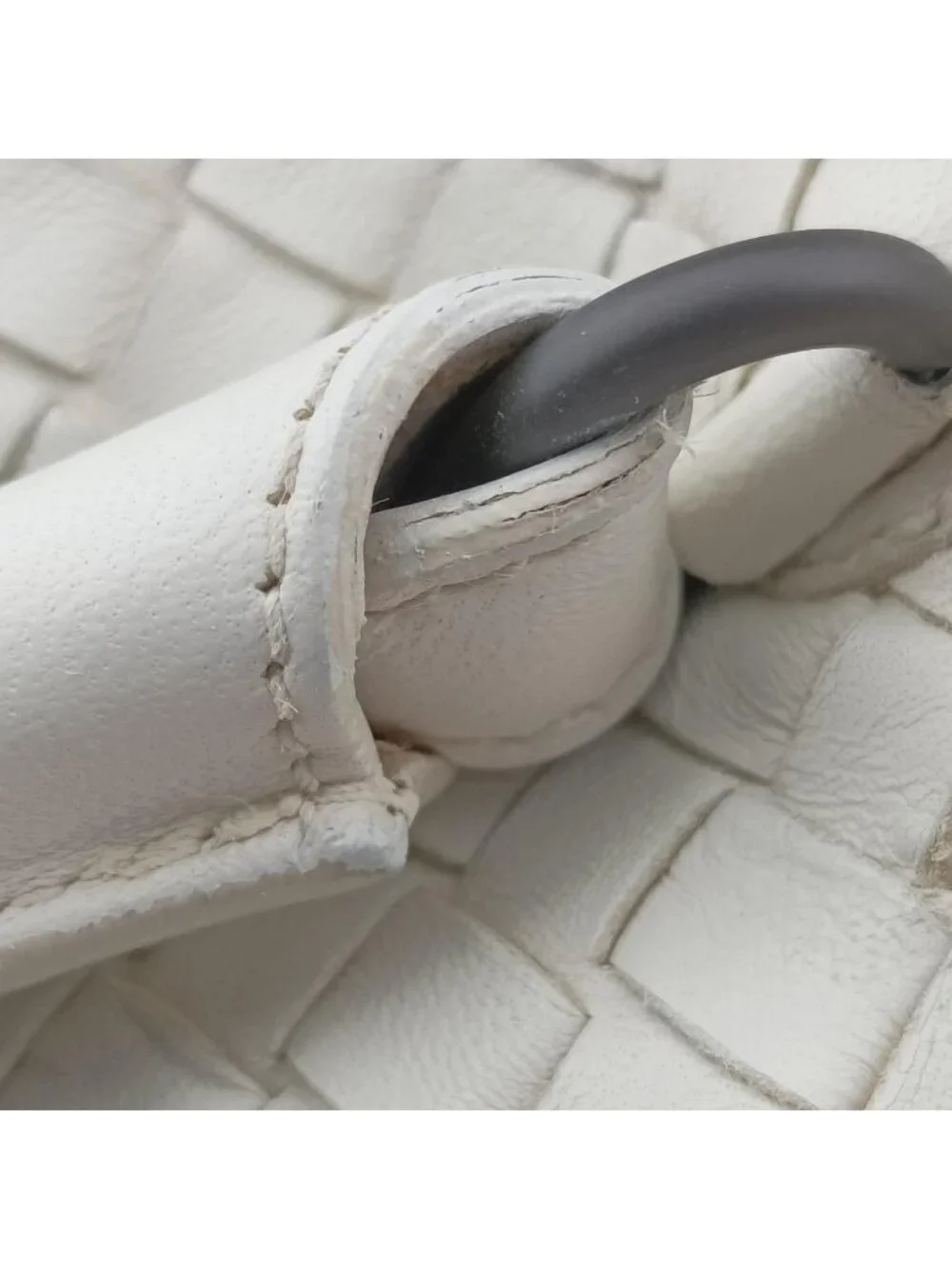 Bottega Veneta Intrecciato White Lambskin Handbag
